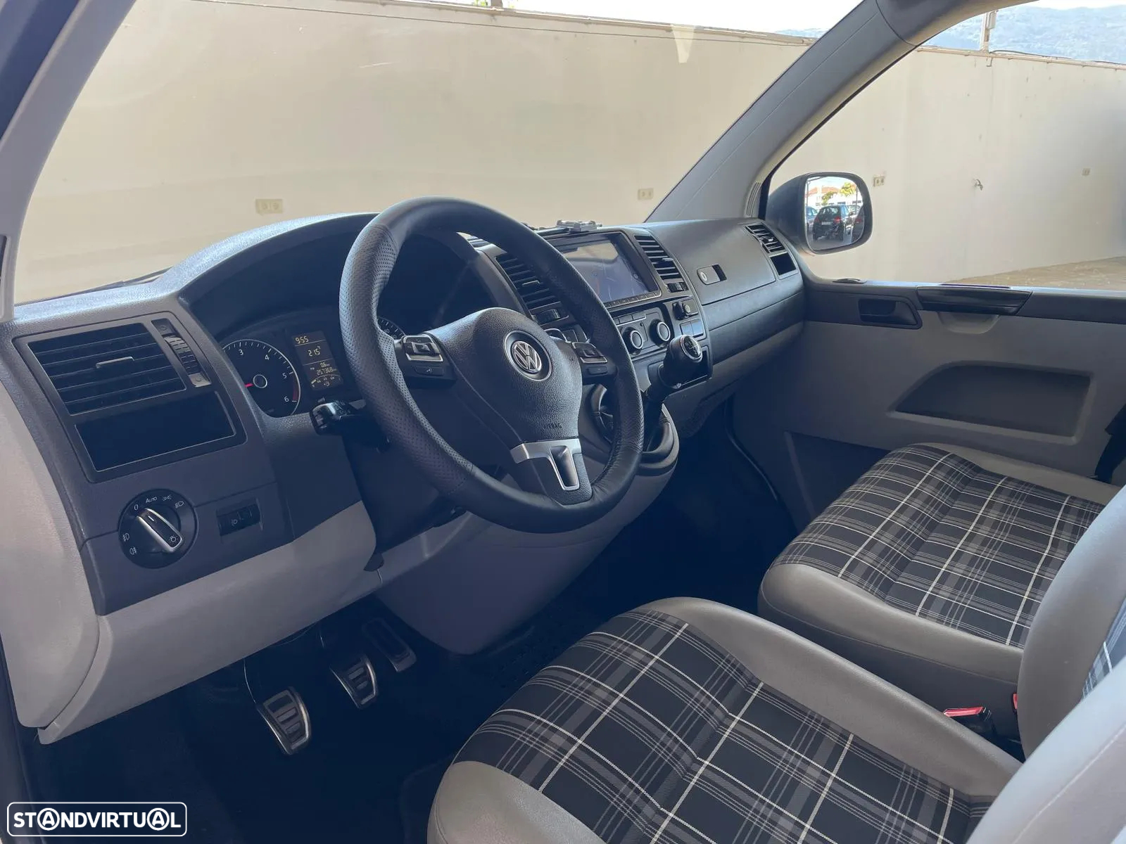 VW T5 Adventure 2.0 TDI - Autocaravana - 9