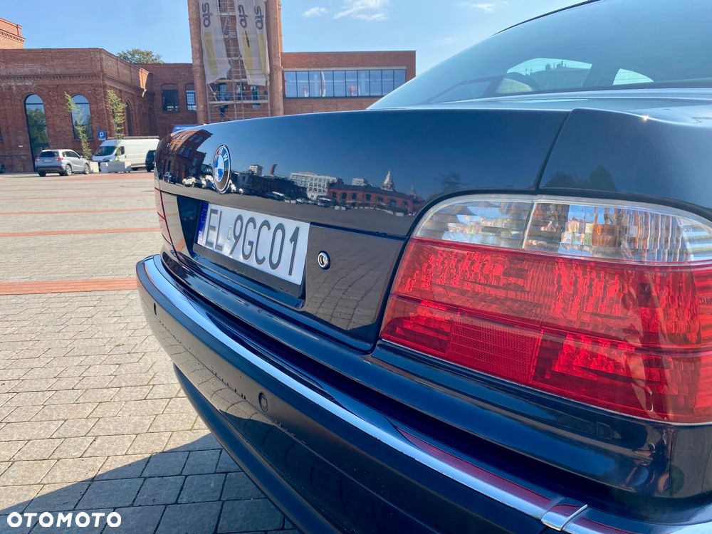 BMW Seria 7 728i L - 10