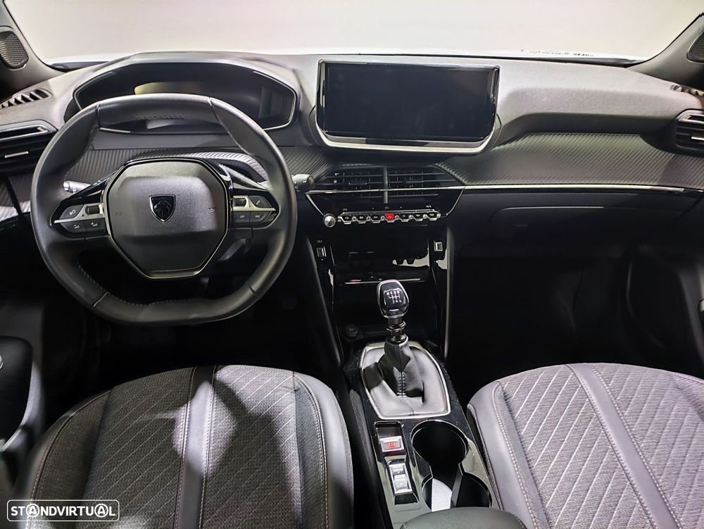Peugeot 2008 1.2 PureTech Allure - 15