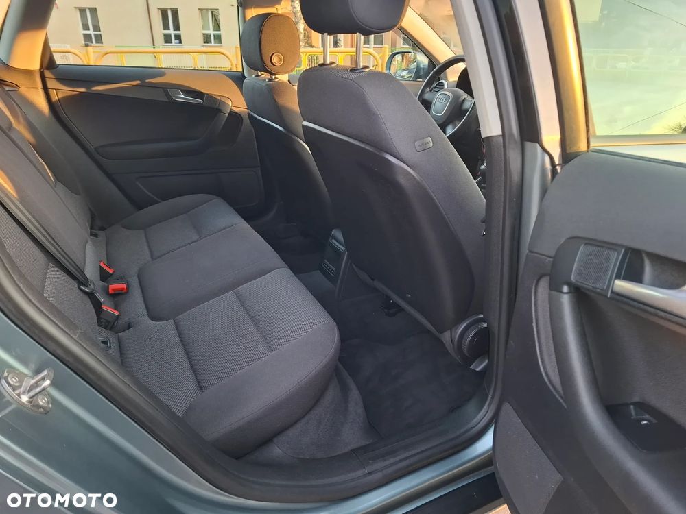 Audi A3 Sportback 1.6 Ambition - 25