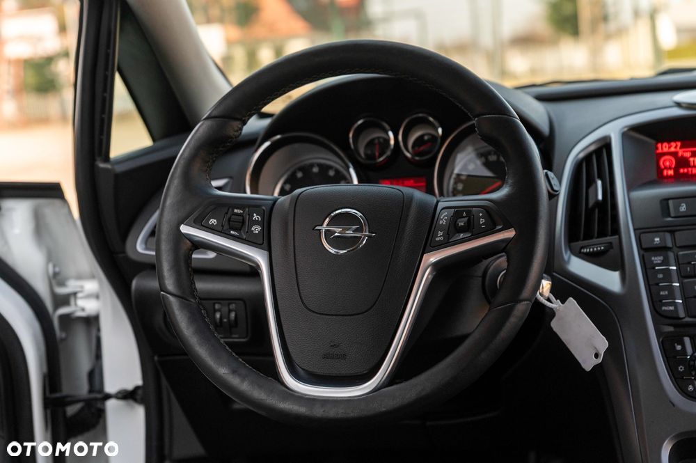 Opel Astra 1.4 Turbo Automatik Cosmo - 26