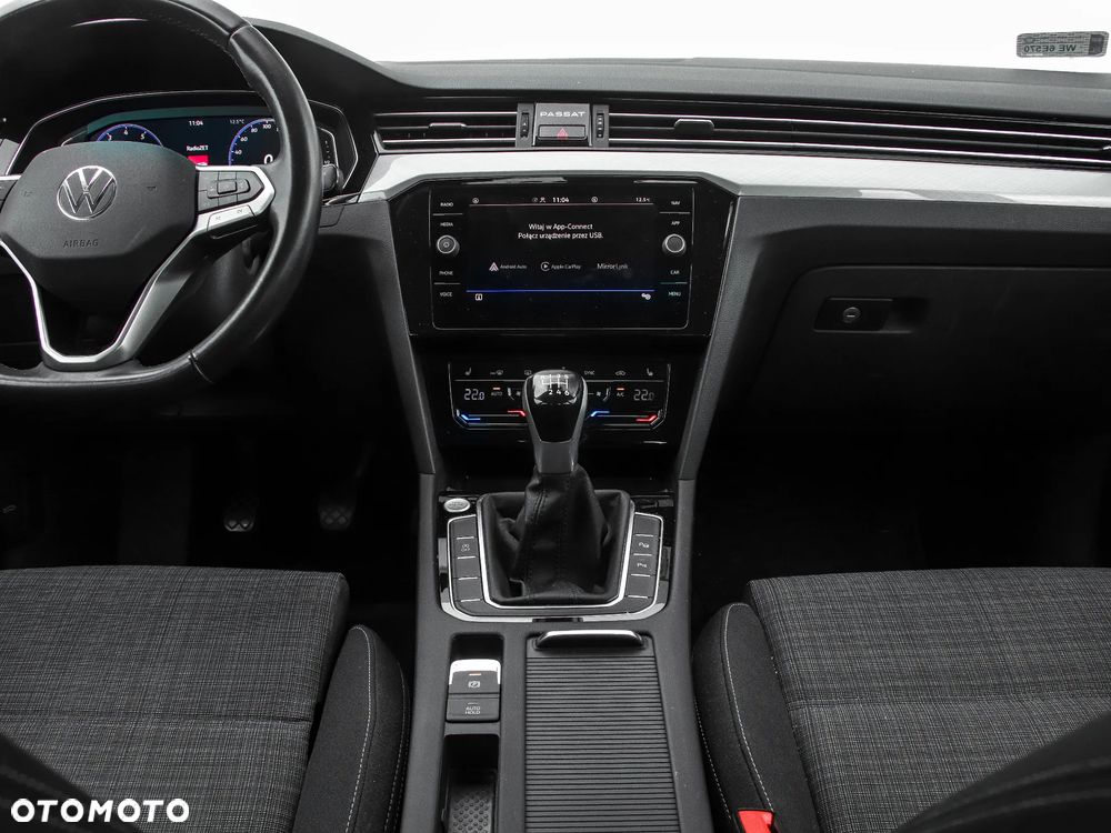 Volkswagen Passat 1.5 TSI EVO Business - 16