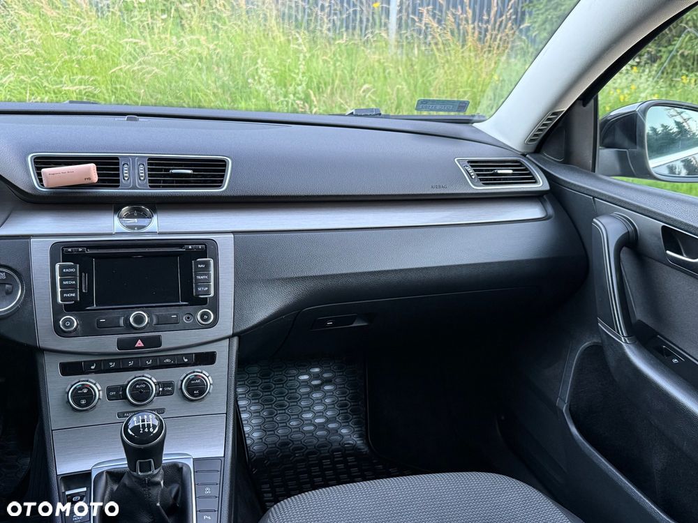 Volkswagen Passat 2.0 TDI Comfortline CityLine - 17