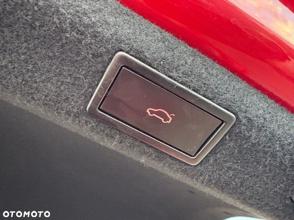 Skoda Superb 2.0 TDI Ambition DSG - 19