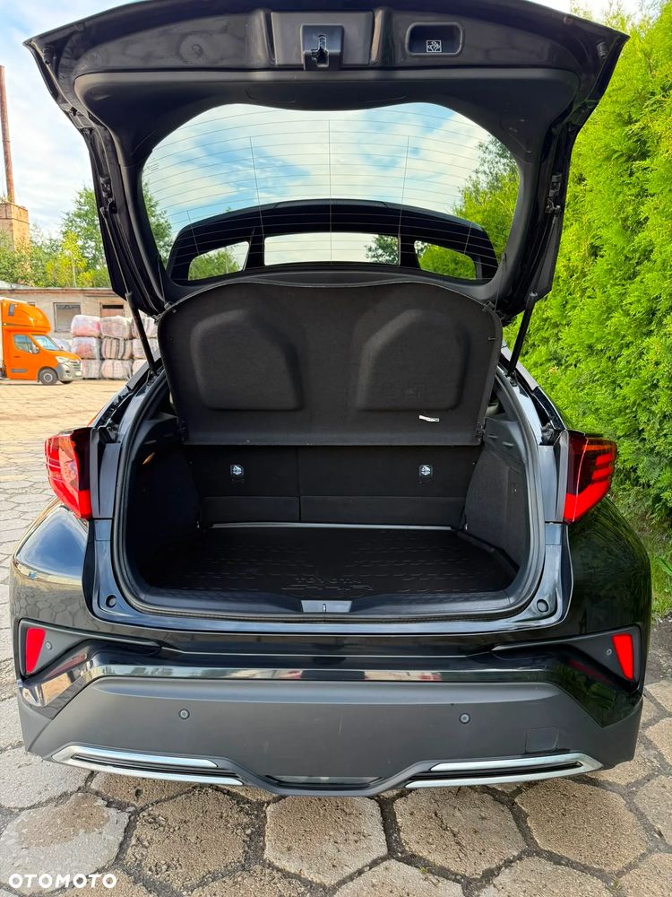 Toyota C-HR - 4