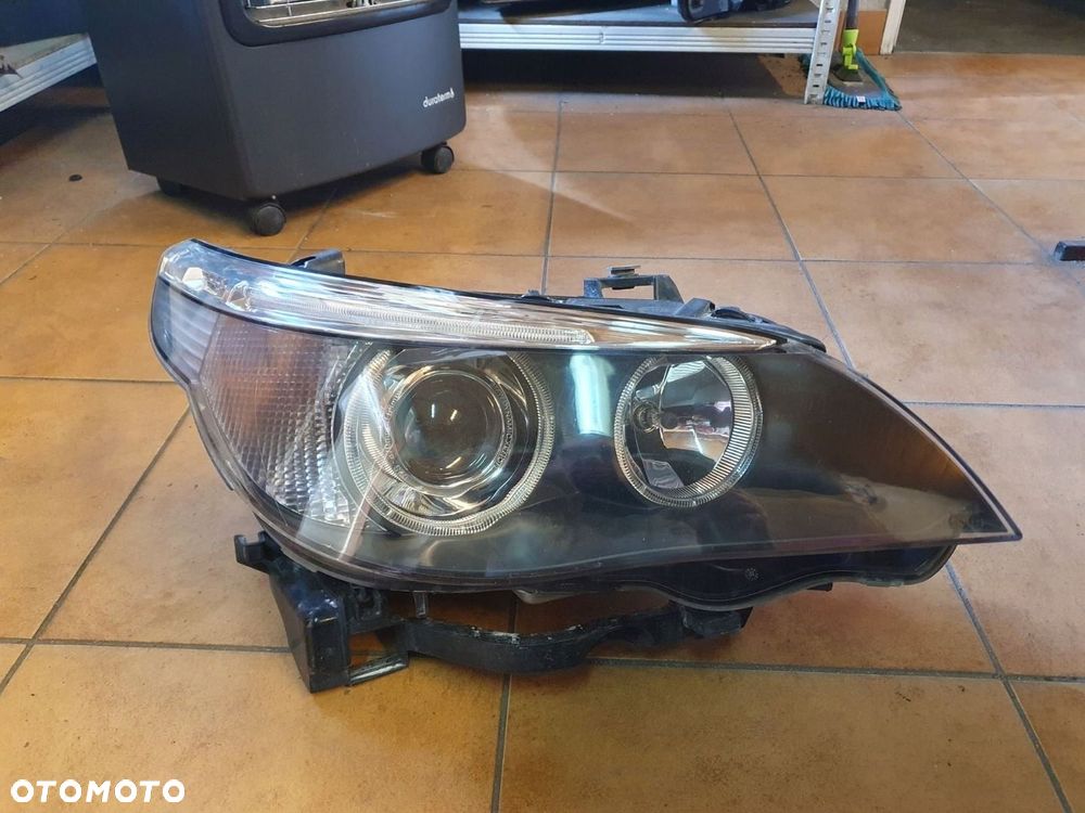 REFLEKTOR PRAWY BMW V 5 E60 E61 BI XENON EU - 1