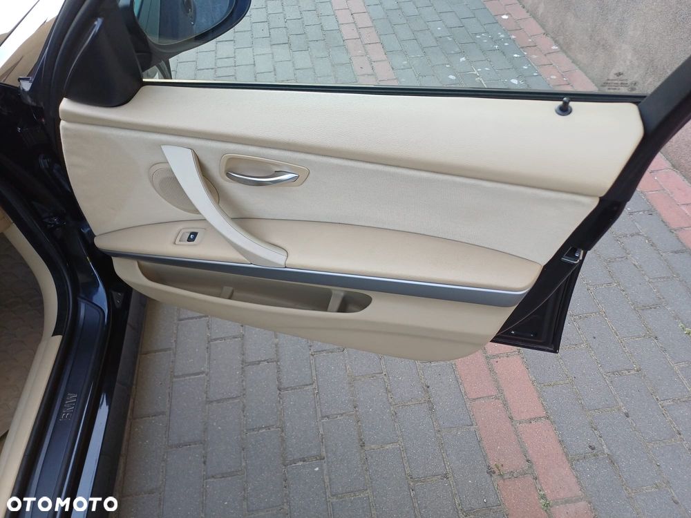BMW Seria 3 320d - 15