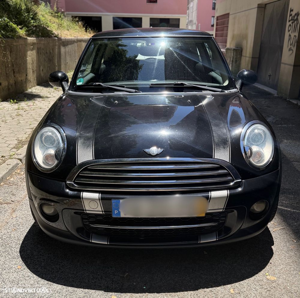 MINI 3 Portas Cooper D - 2
