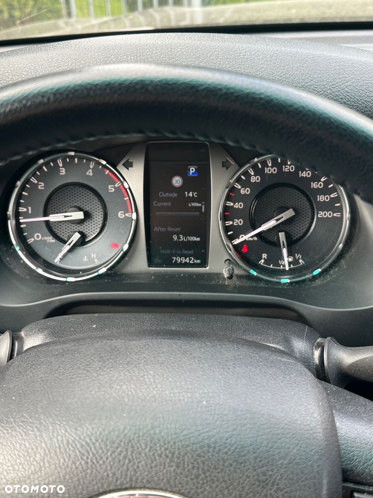 Toyota Hilux 2.8 D-4D Double Cab SR5 4x4 - 11