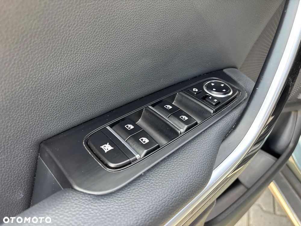 Kia XCeed 1.5 T-GDI Business Line DCT - 14