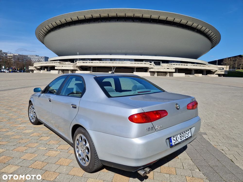 Alfa Romeo 166 - 6