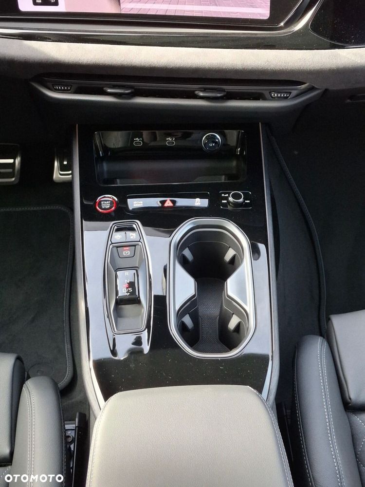 Audi A6 Allroad - 29