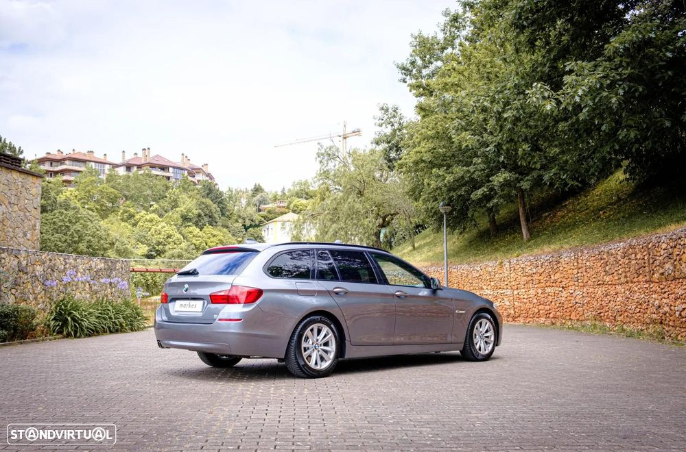 BMW 525 d Line Luxury Auto - 3
