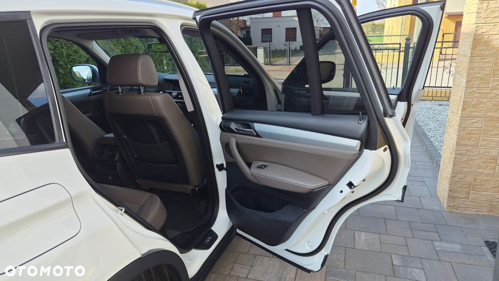 BMW X3 xDrive20d - 8