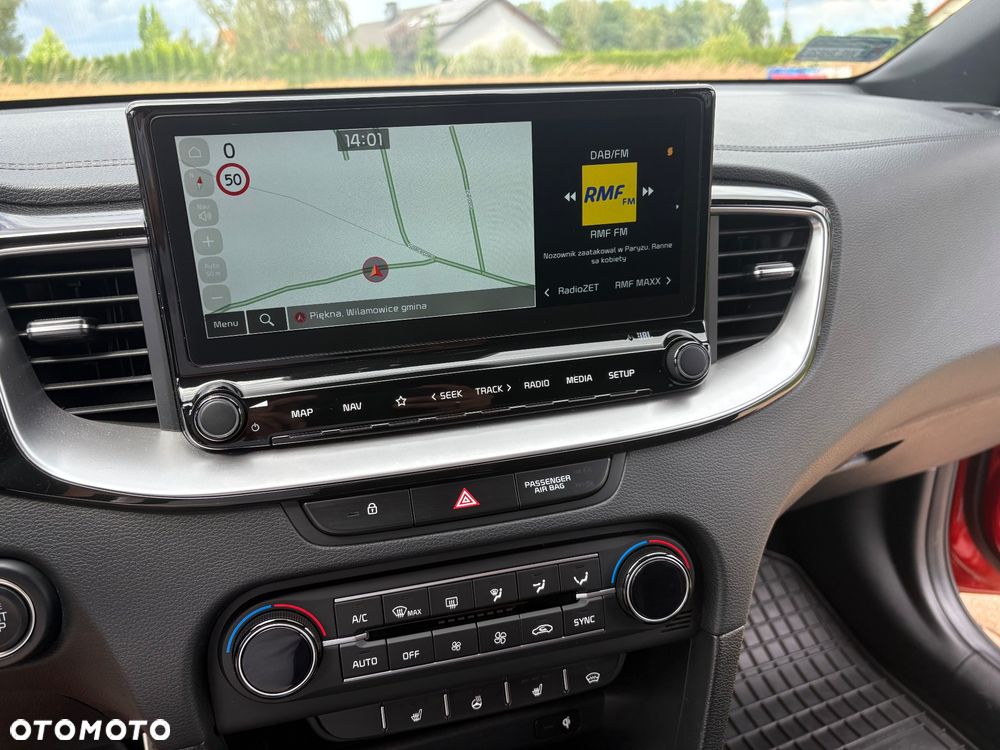 Kia Ceed 1.6 T-GDI GT DCT - 17