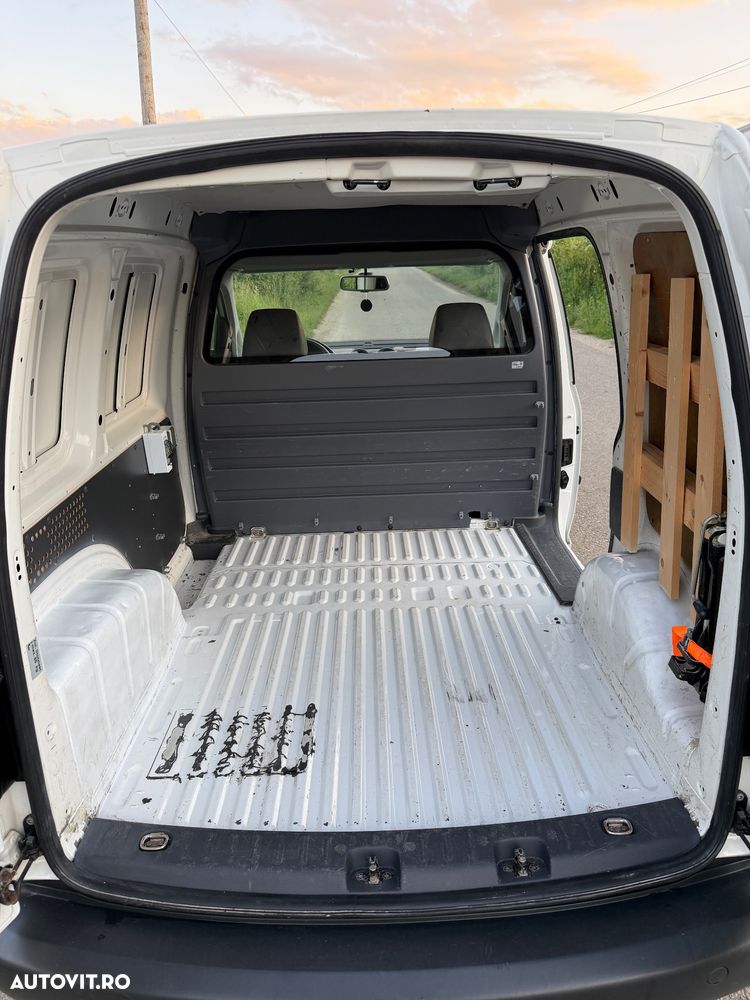 Volkswagen Caddy - 7