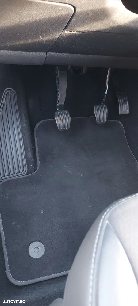 Ford Kuga 2.0 TDCi 4WD Titanium - 13