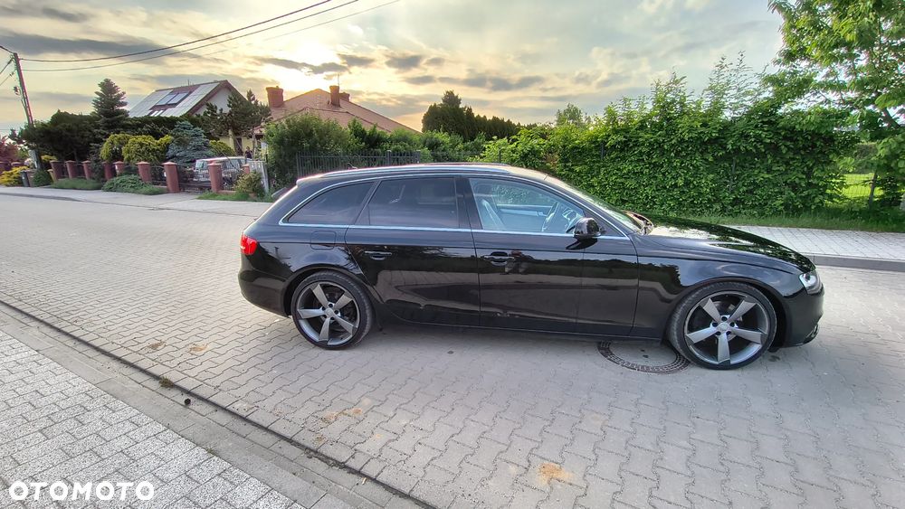 Audi A4 Avant 2.0 TDI DPF clean diesel Ambiente - 10