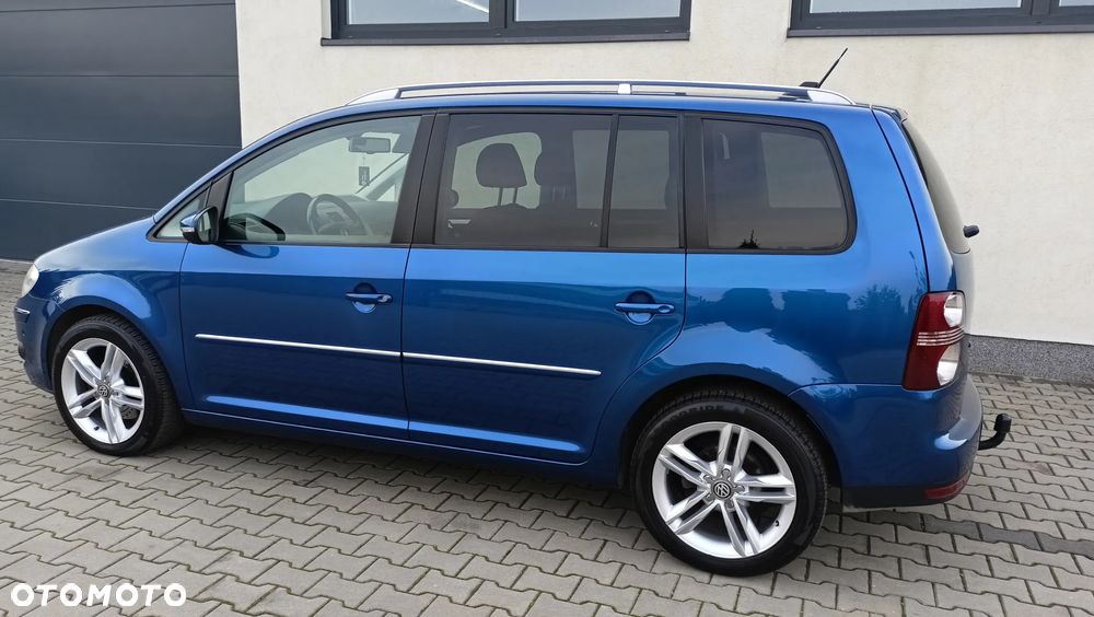 Volkswagen Touran 1.4 TSI Highline DSG - 2