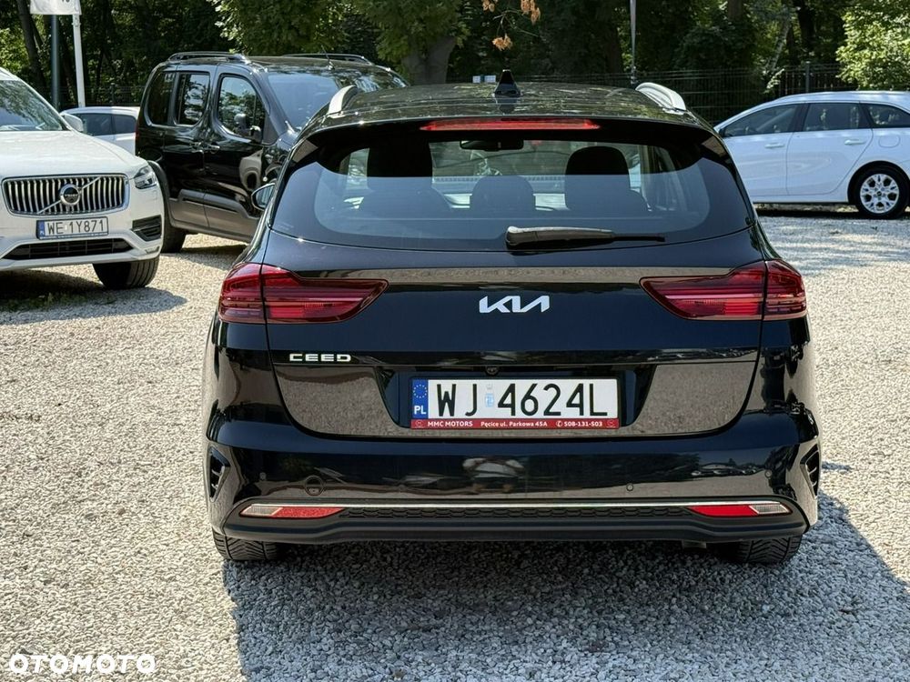 Kia Ceed - 4