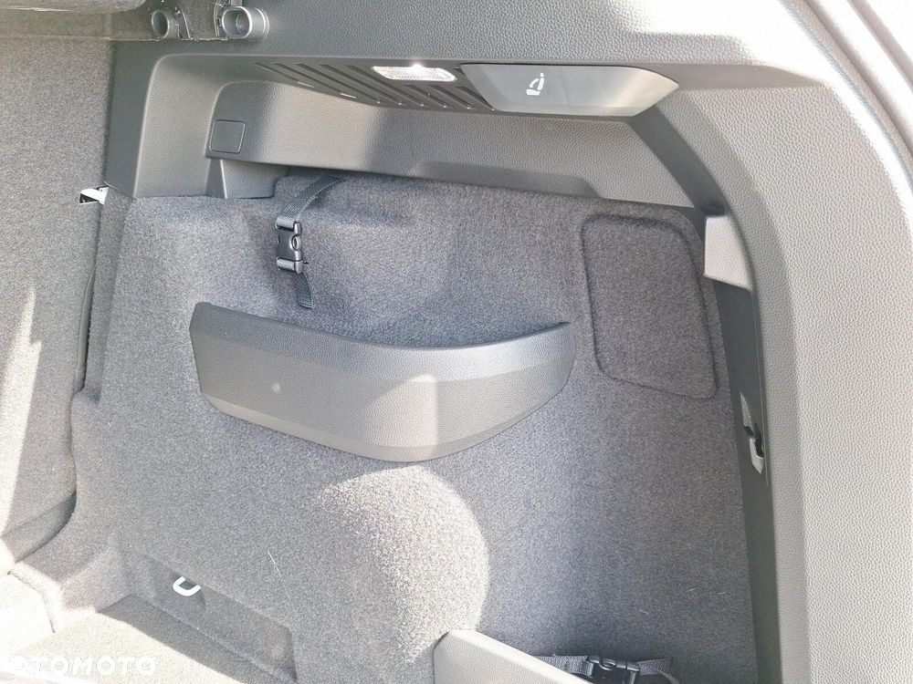 Skoda Karoq 1.5 TSI ACT Sportline DSG - 37