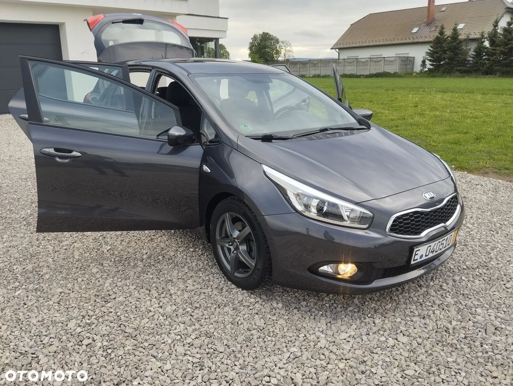 Kia Ceed 1.4 CVVT Edition 7 - 24