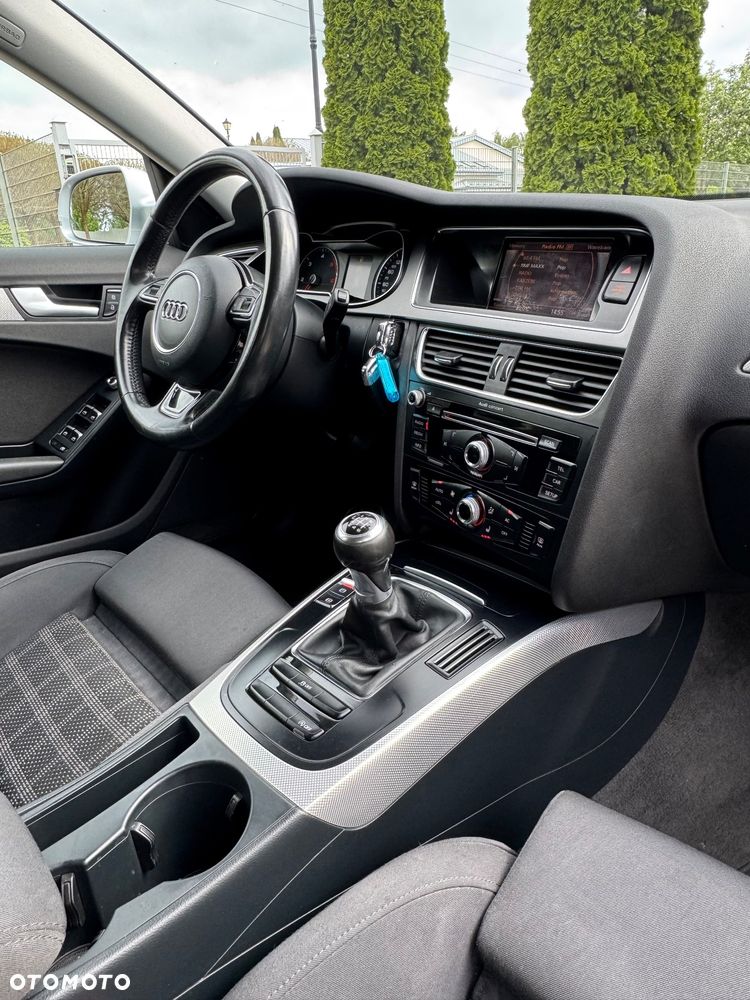 Audi A4 Avant 2.0 TDI DPF quattro S line Sportpaket - 10