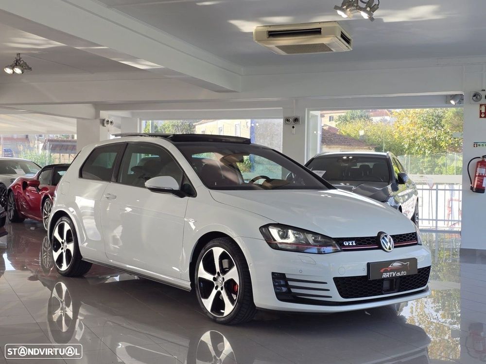 VW Golf 2.0 TSi GTi DSG - 11