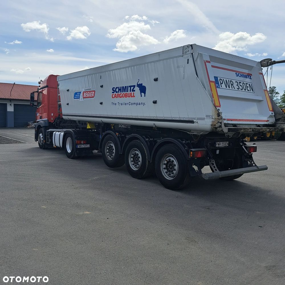 Mercedes-Benz ACTROS - 5