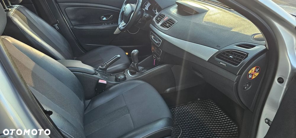 Renault Fluence 1.6 16V 110 Dynamique - 23