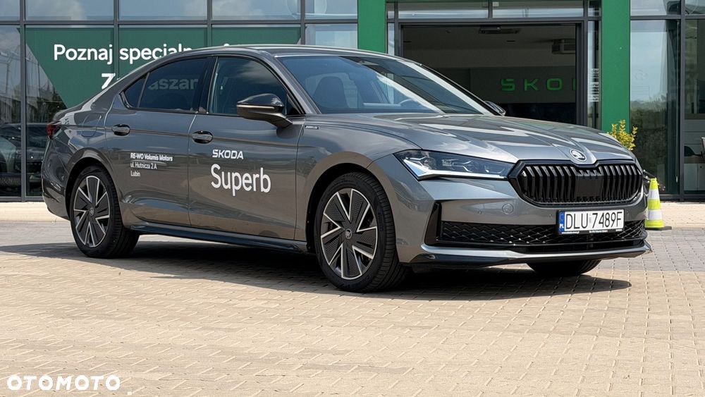 Skoda Superb 2.0 TSI Sportline DSG - 4