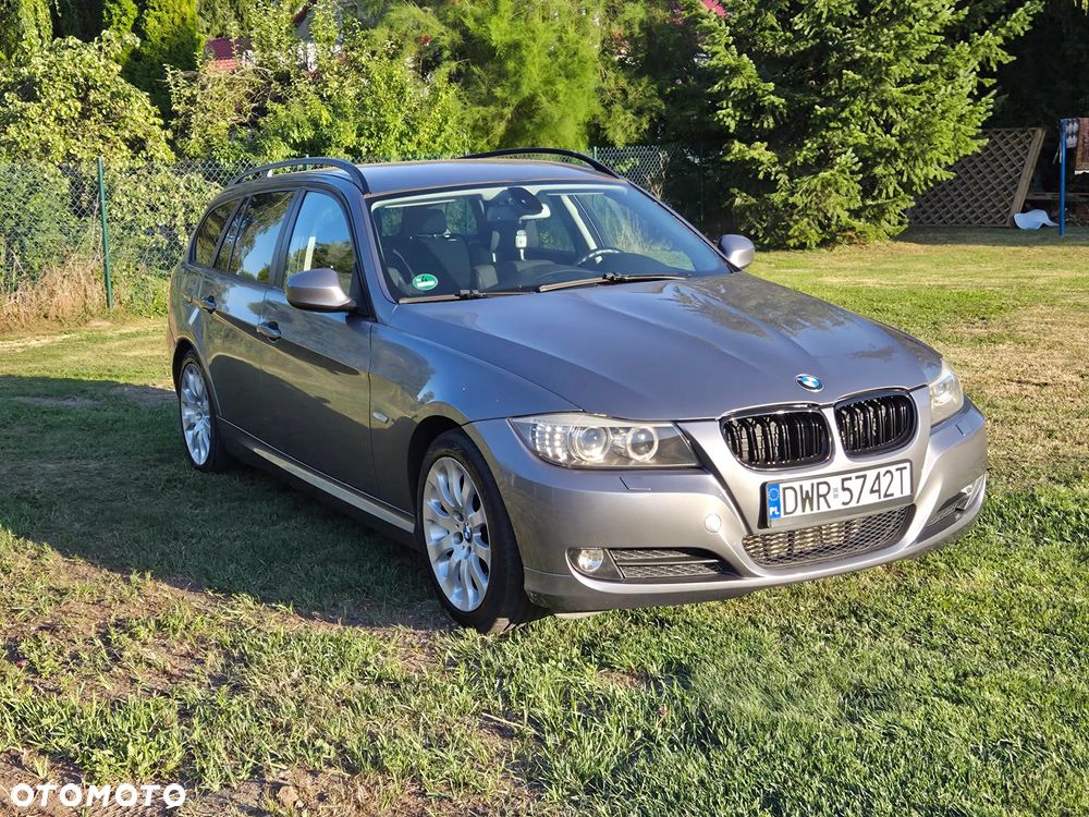 BMW Seria 3 320d DPF - 1