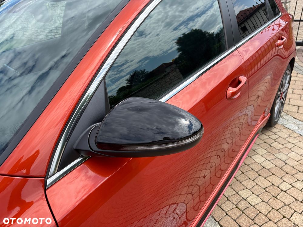 Kia Ceed 1.6 T-GDI GT DCT - 10