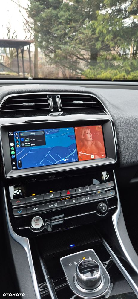 Jaguar XE 2.0 D Prestige - 15
