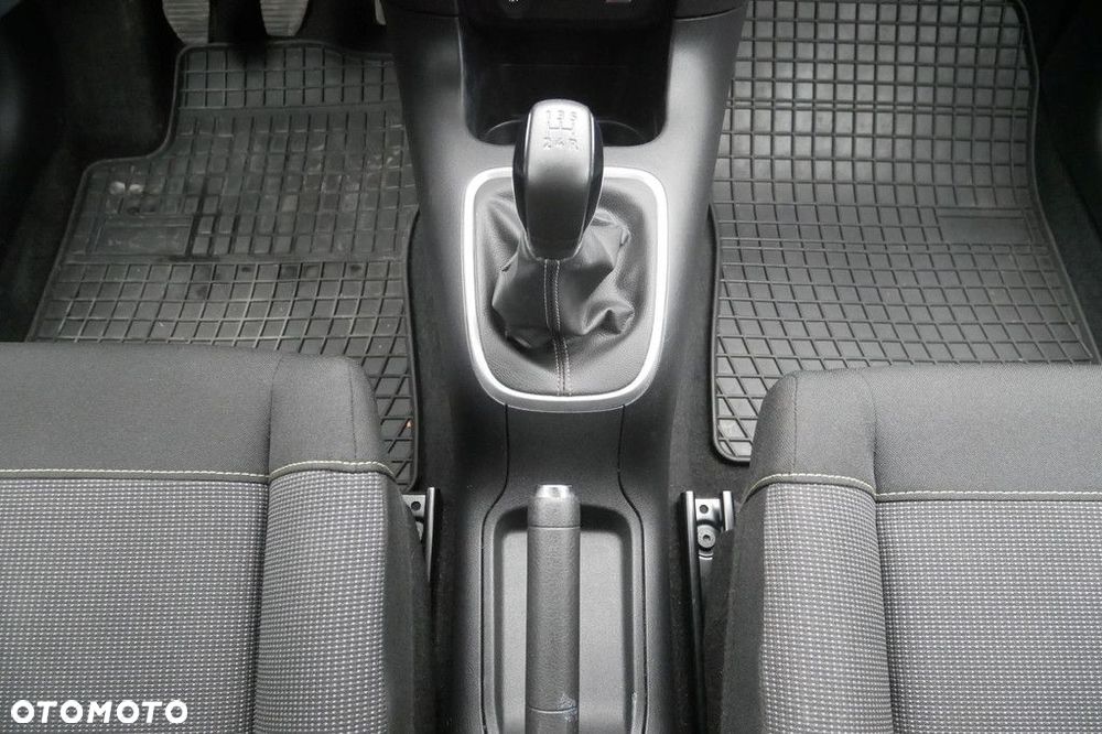 Citroën C3 1.2 PureTech Max - 11