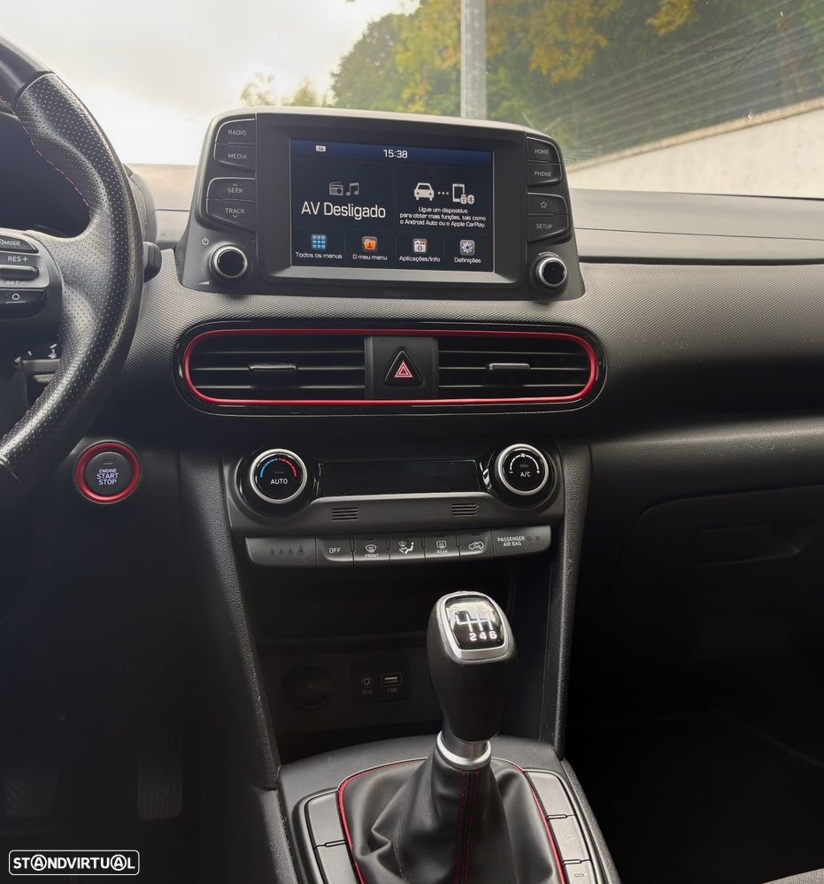 Hyundai Kauai 1.0 T-GDi Premium Pele/Tec.Vermelho - 26