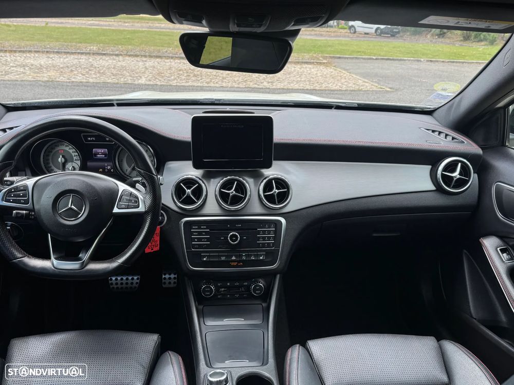 Mercedes-Benz GLA 220 CDI 7G-DCT AMG Line - 13