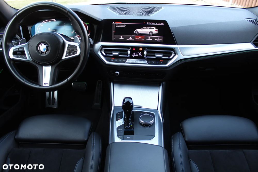 BMW Seria 3 320i M Sport - 16