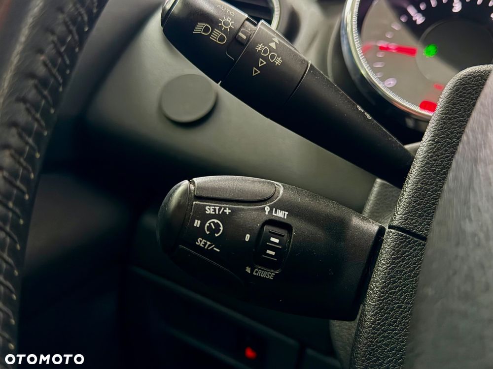 Peugeot 3008 1.6 Active - 7