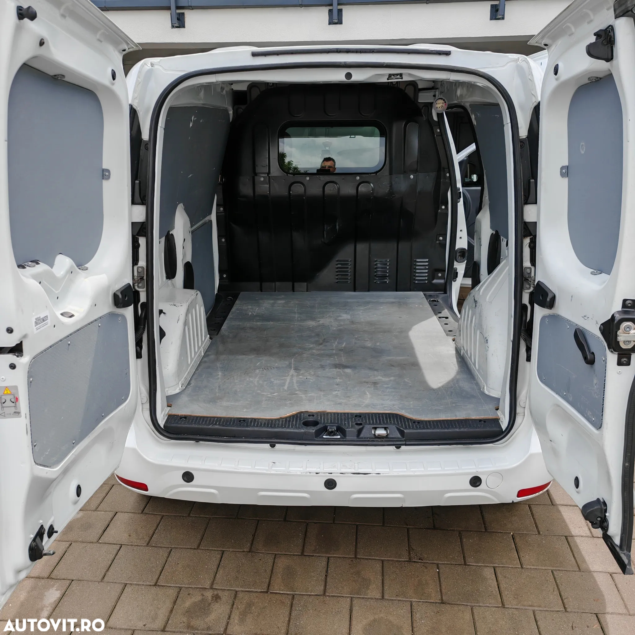 Dacia Dokker 1.5 Blue dCi Laureate - 19