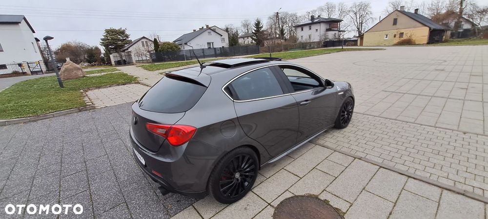 Alfa Romeo Giulietta 1.8 TBi 16V TCT Quadrifoglio Verde - 17