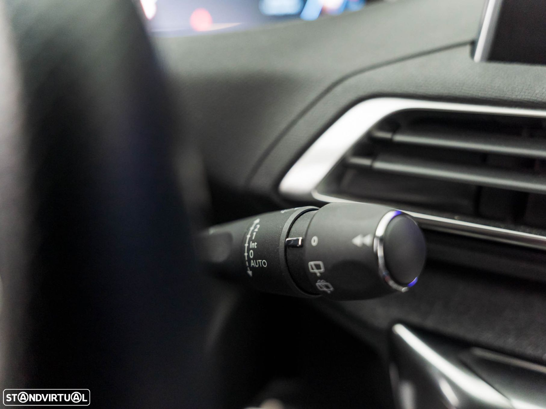 Peugeot 5008 1.5 BlueHDi GT Line EAT8 - 24