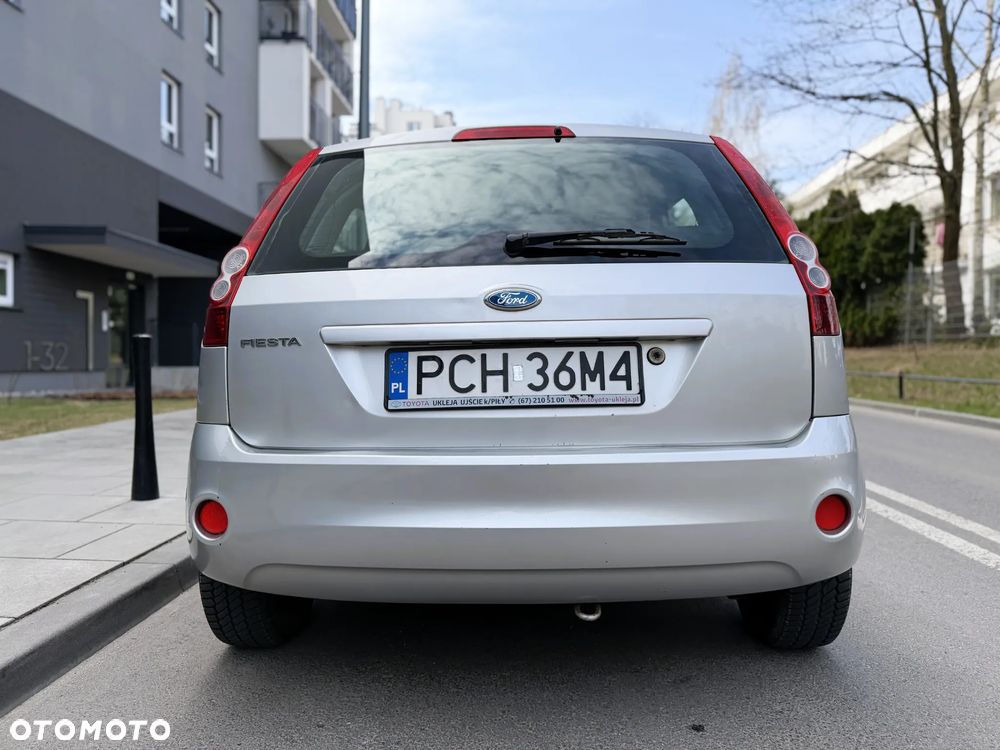 Ford Fiesta - 30