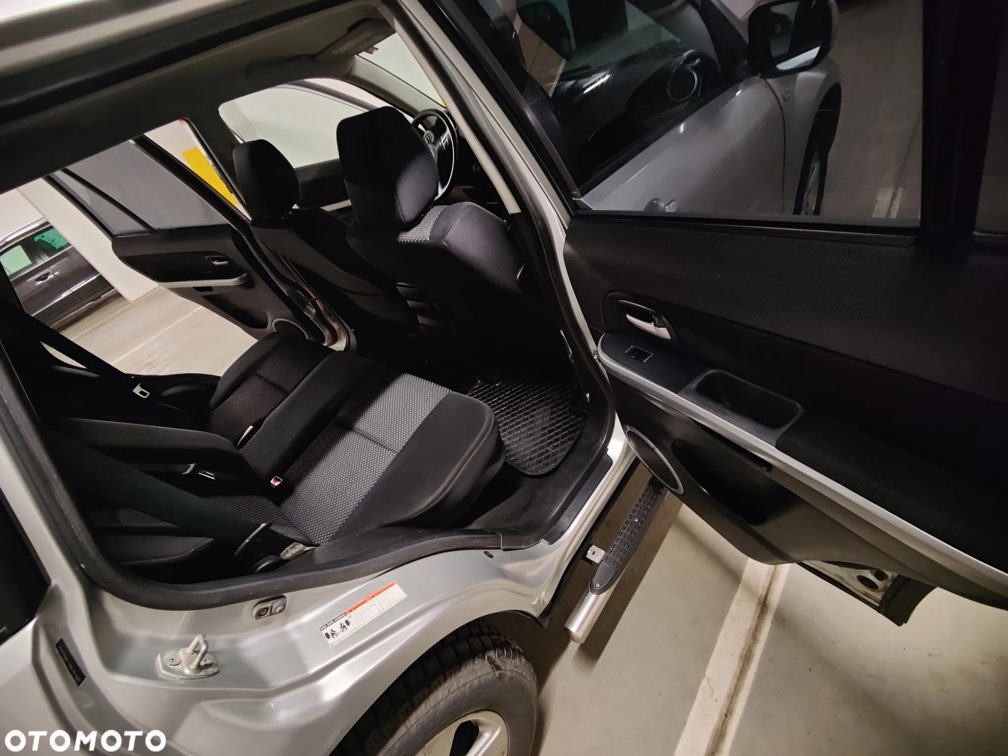 Suzuki Grand Vitara 2.7 V6 - 9