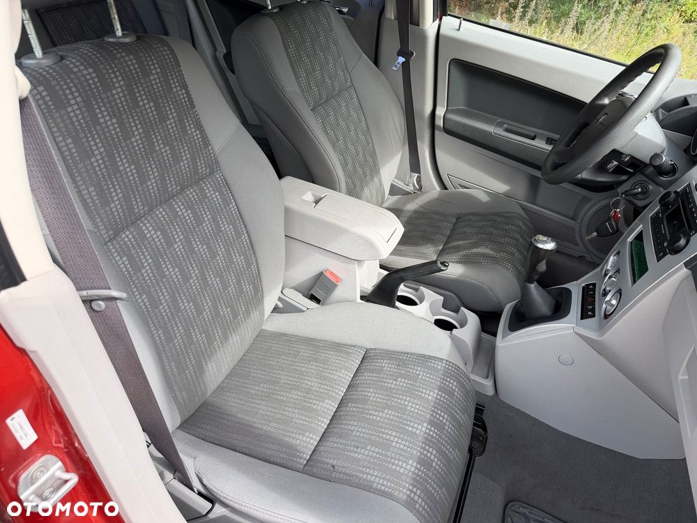 Dodge Caliber 1.8 SXT - 15