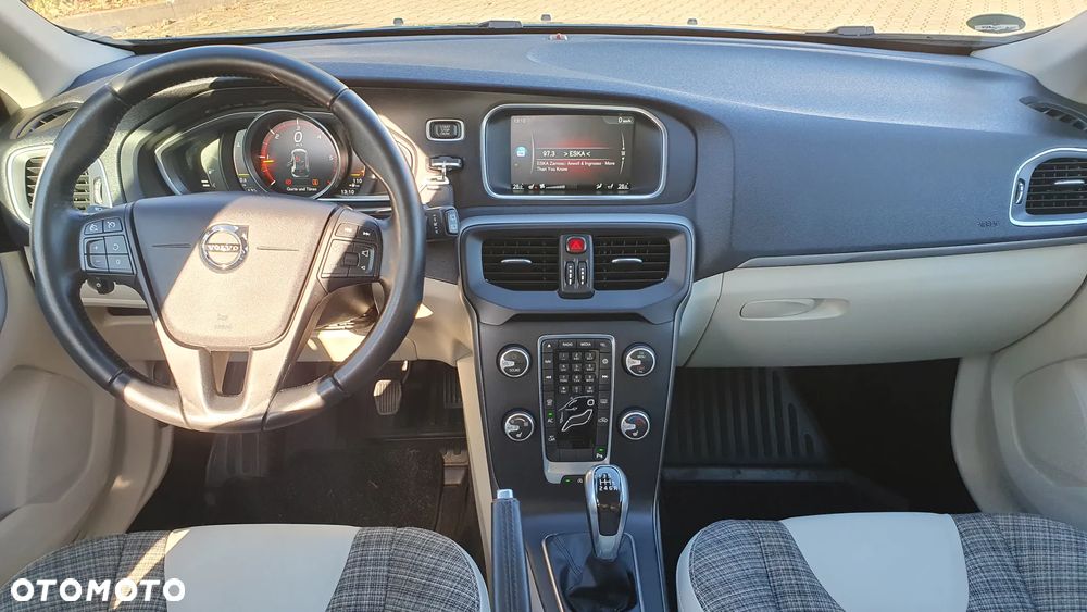 Volvo V40 D2 Drive-E Kinetic - 6