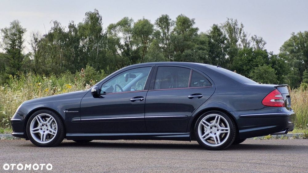 Mercedes-Benz Klasa E 55 AMG - 7