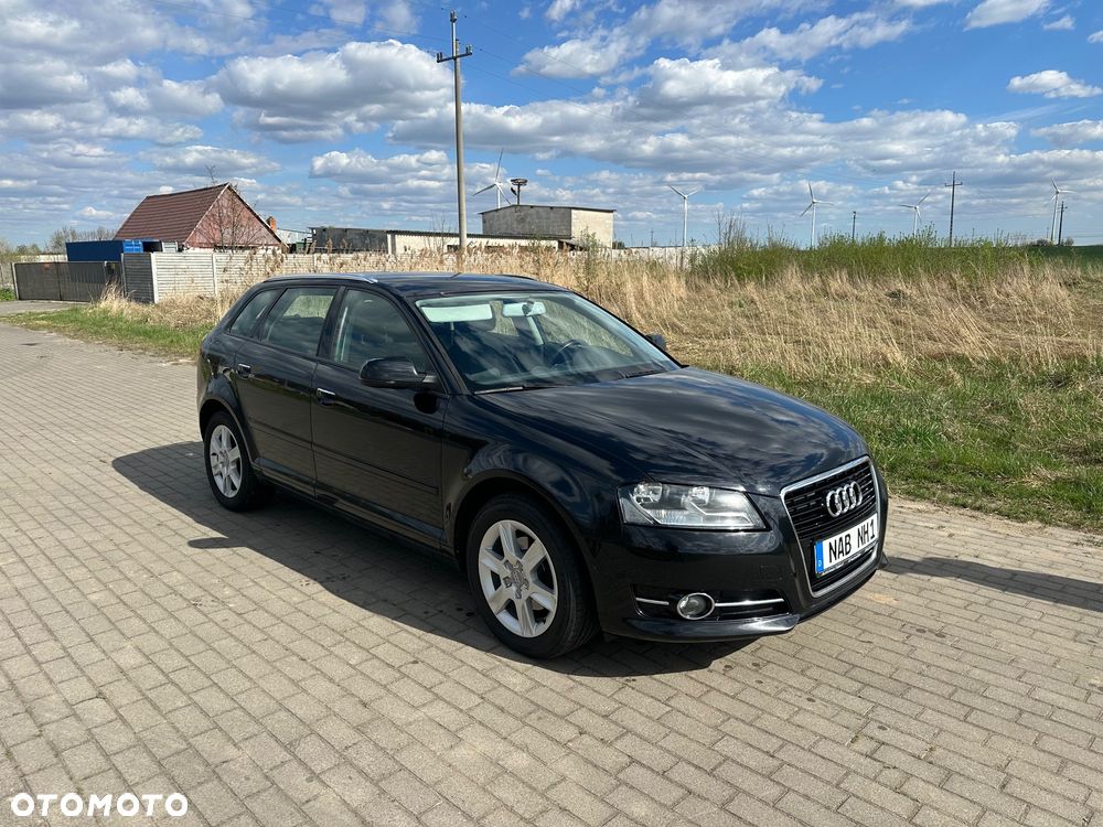 Audi A3 Sportback 1.6 TDI Ambition - 2
