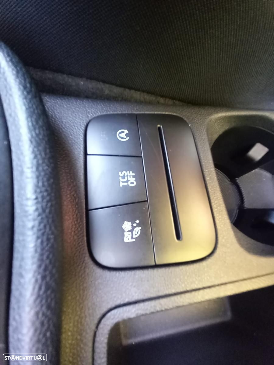 Ford Fiesta 1.0 EcoBoost Connected - 11