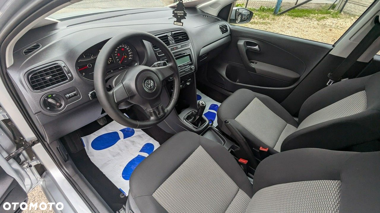Volkswagen Polo - 9